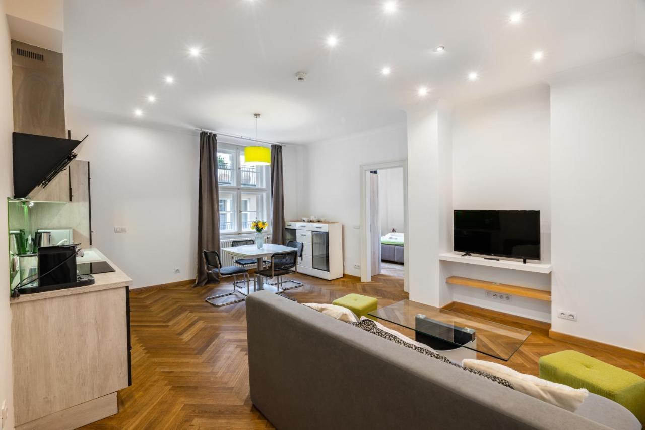 Dlouha Palace - Live In One Of The Best Streets Praga Exterior foto